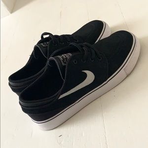 Nike SB sneakers
